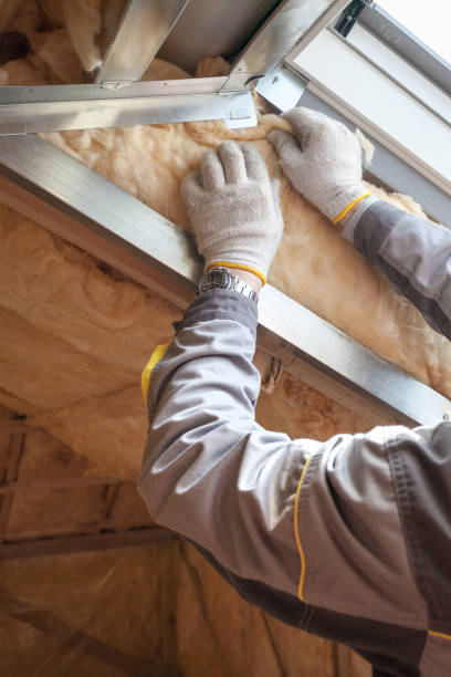Best Spray Foam Insulation  in Amityville, NY